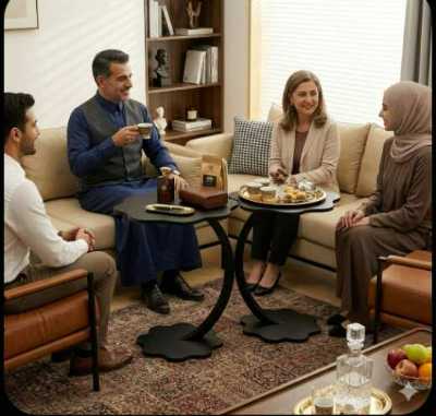 طاولة خدمة جانبية بشكل وردة 15
