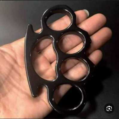 الصاعق الكهربائي للدفاع عن النفس 12