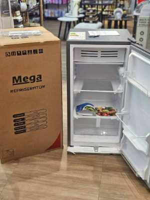 ثلاجة وفريزر Mega 84 لتر 2