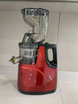 عصارة Mega البطيئة